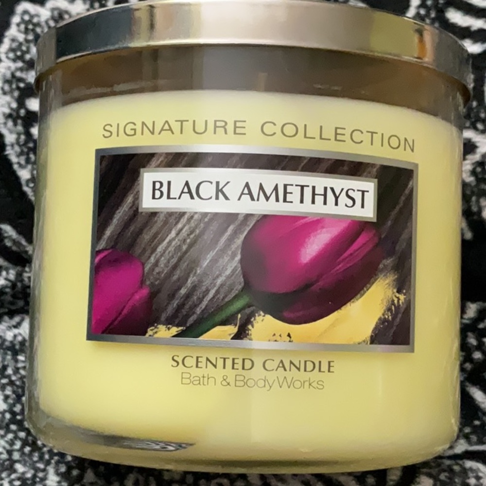 Bath and body body works black amethyst yet signature collection candle